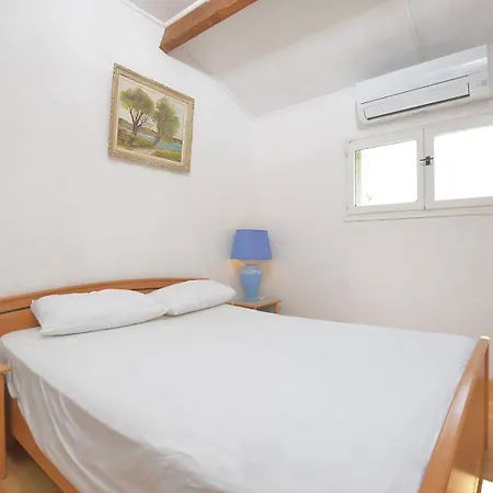Galeasses, T2 Cabine, Climatisé Au Boucanet Pour 4 Personnes Appartement