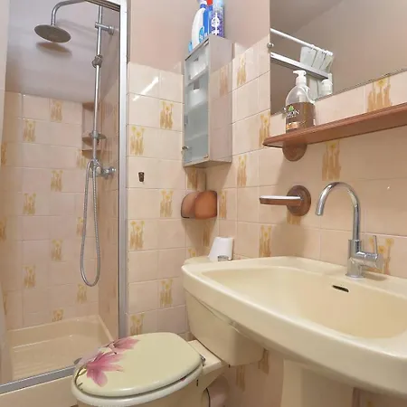 Galeasses, T2 Cabine, Climatisé Au Boucanet Pour 4 Personnes Appartement Le Grau-du-Roi